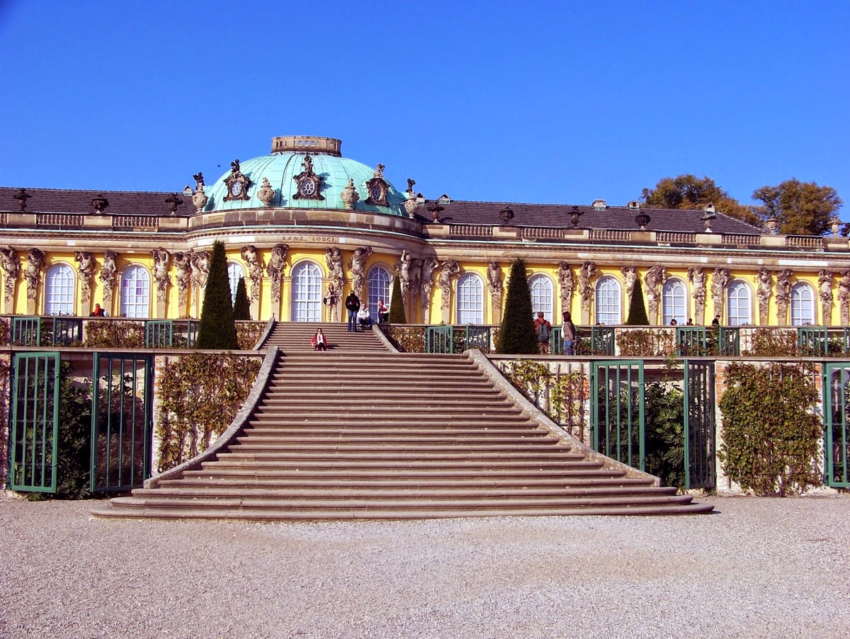 El palacio de Potsdam, en el conjunto de jardines y palacios de Sanssouci.