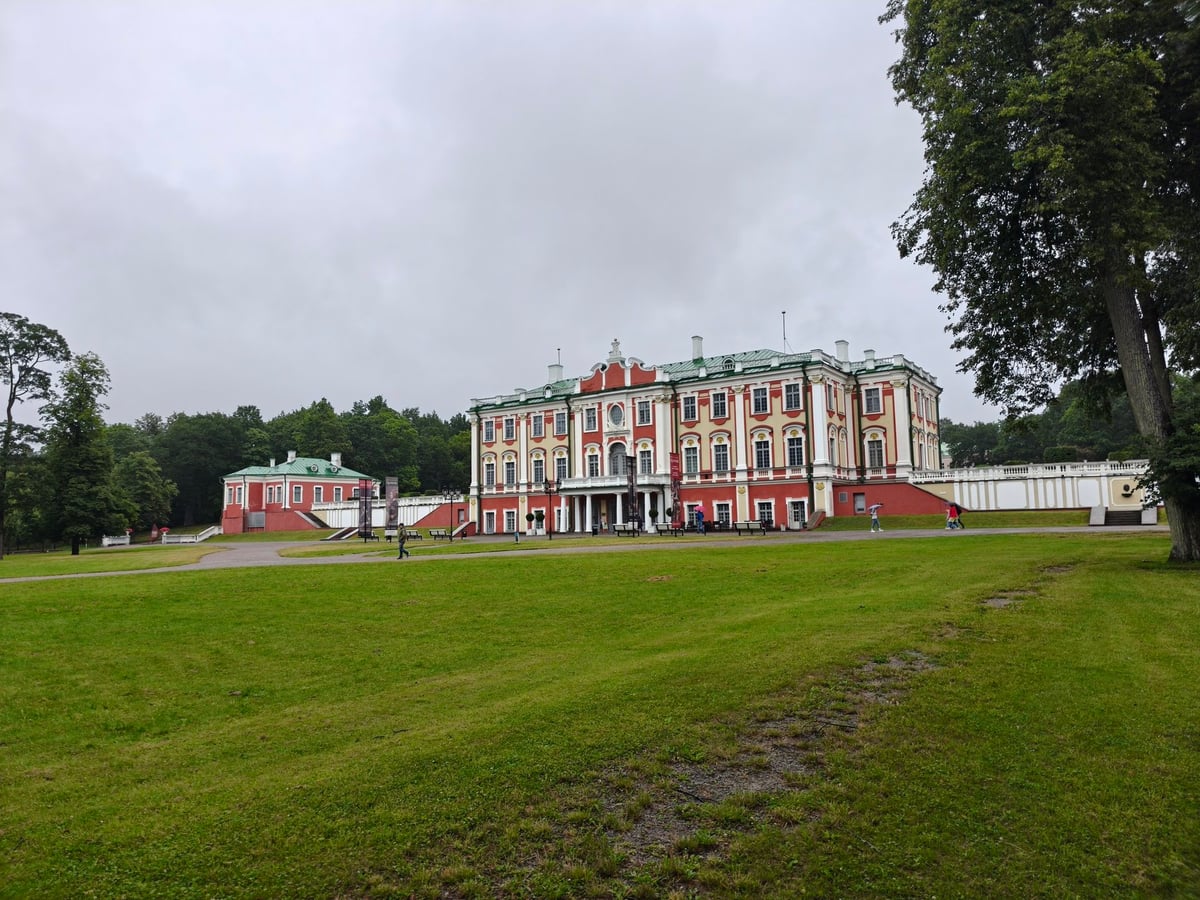 Los jardines del palacio de Kadriorg