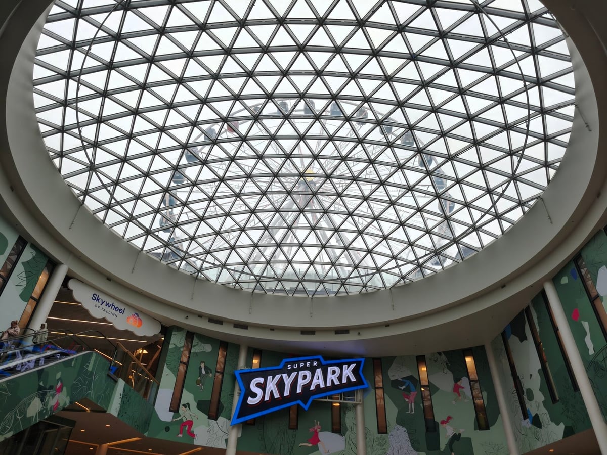 Interior del T1 Mall of Tallinn