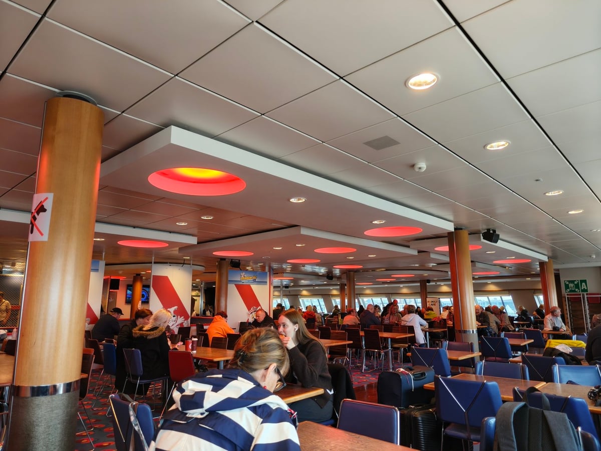 Llegada a Helsinki en ferry