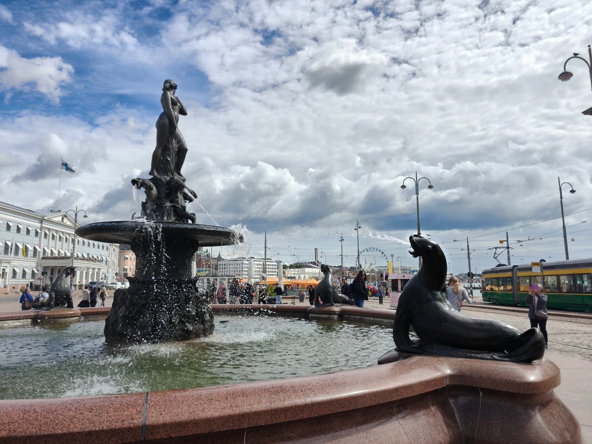 El Kauppatori, la plaza del mercado junto al puerto de Helsinki