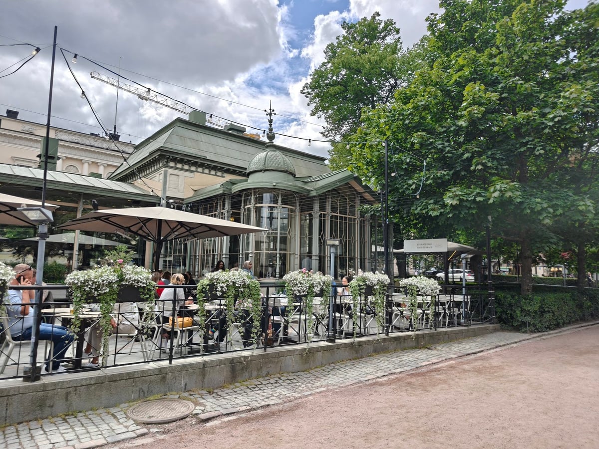 La Esplanadi, el bulevar ajardinado de Helsinki