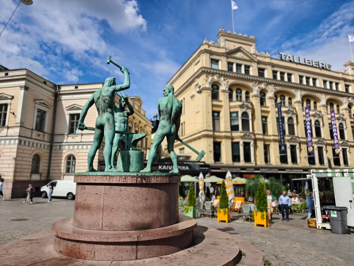 Fachadas señoriales de Bulevardi, en Helsinki