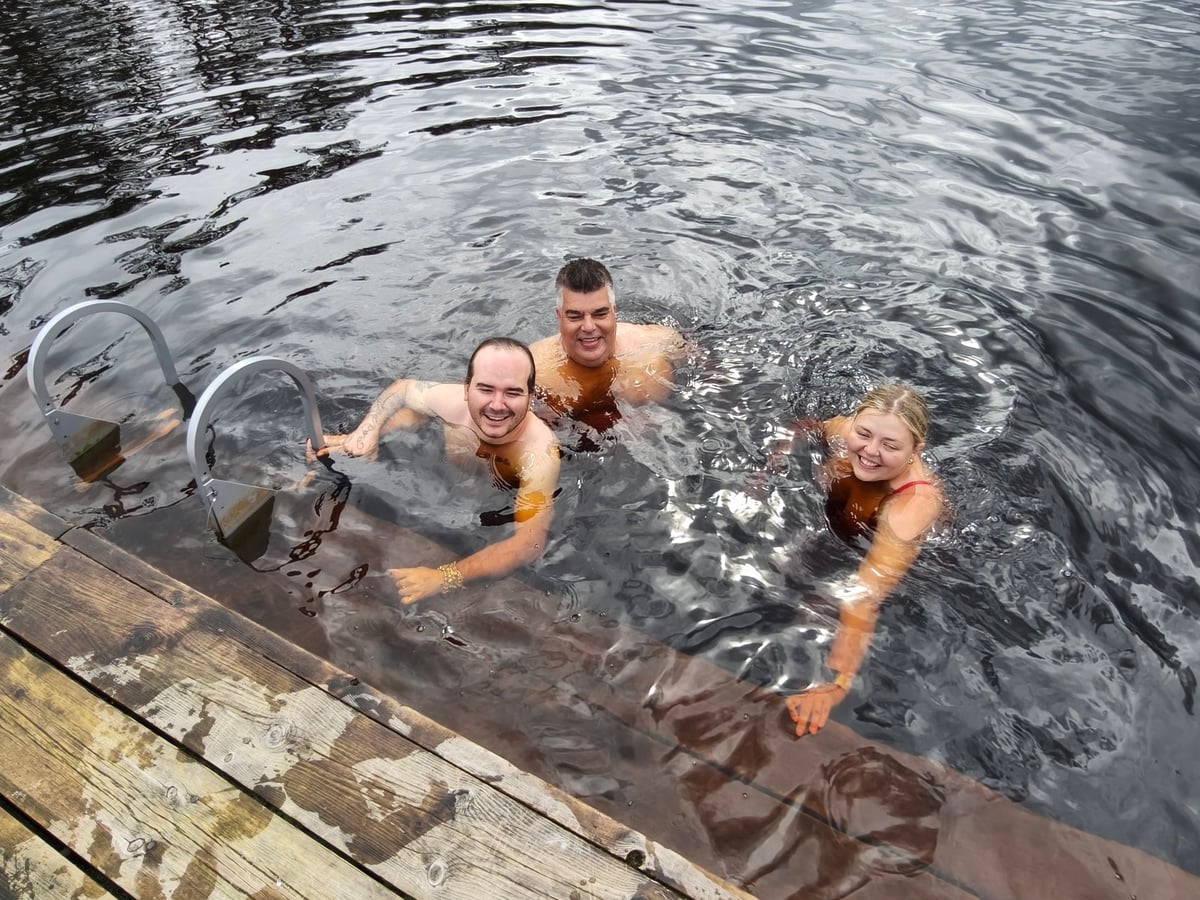 Bañándonos en el lago de la turbera