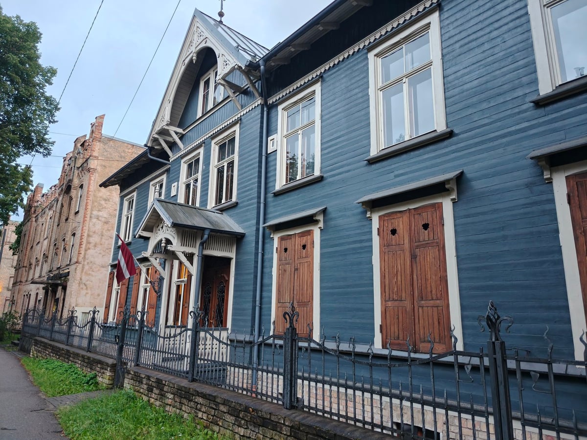 Una calle del barrio de Kalnciema