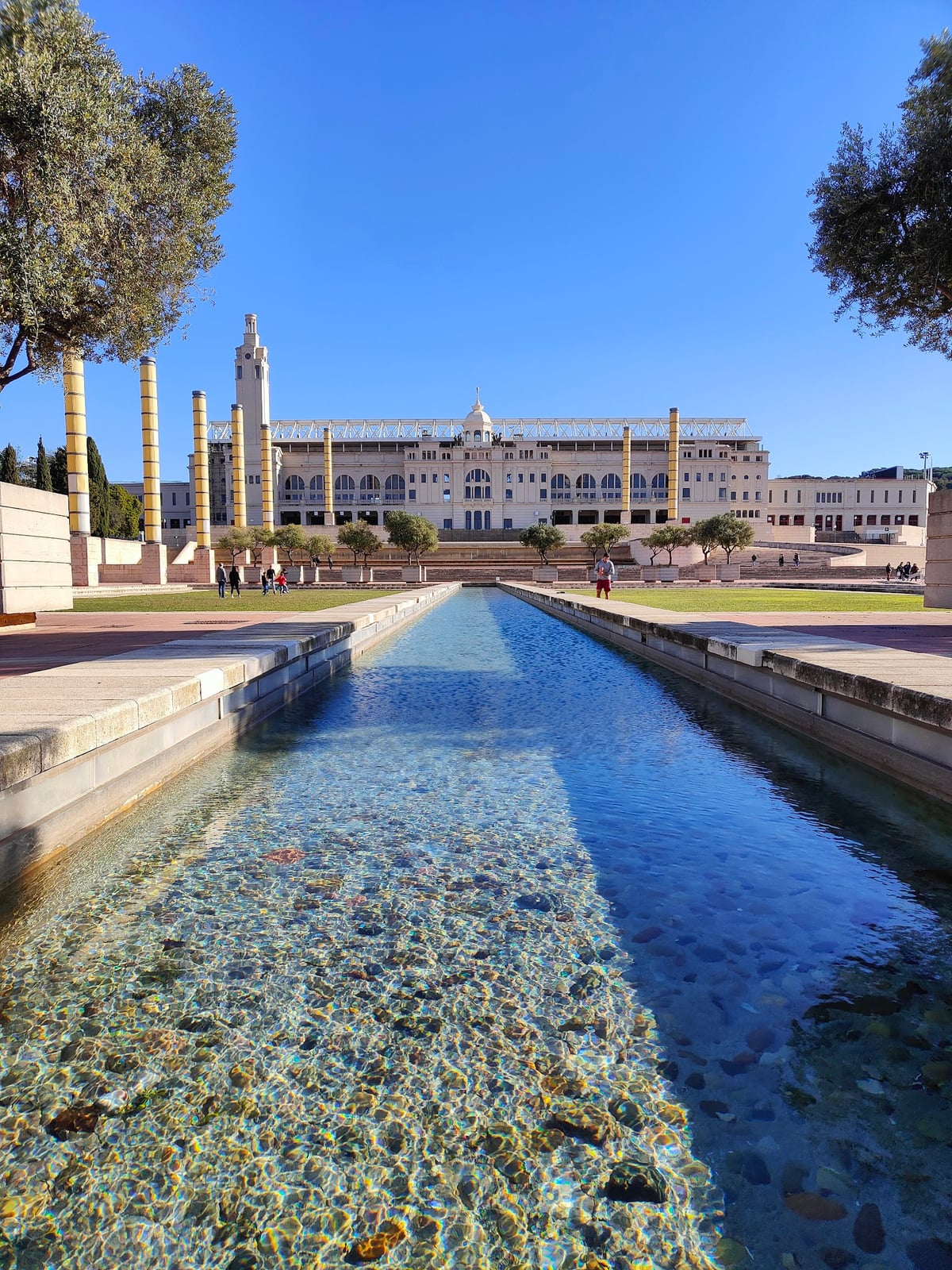 Estanque y jardines de Montjuïc