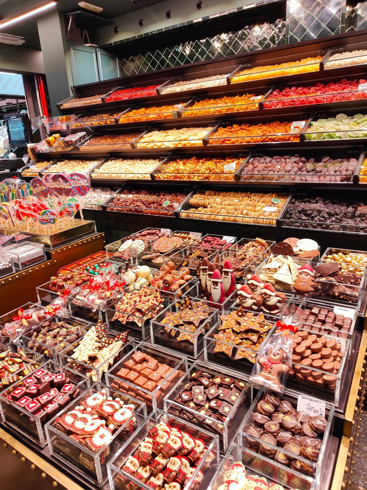 Expositor de dulces y productos de pastelería