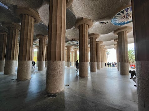 Patio de acceso al Park Güell