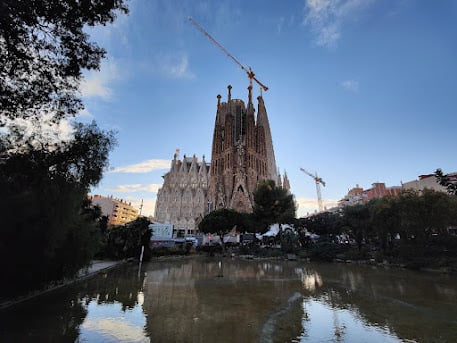 Vista urbana de Barcelona desde una terraza
