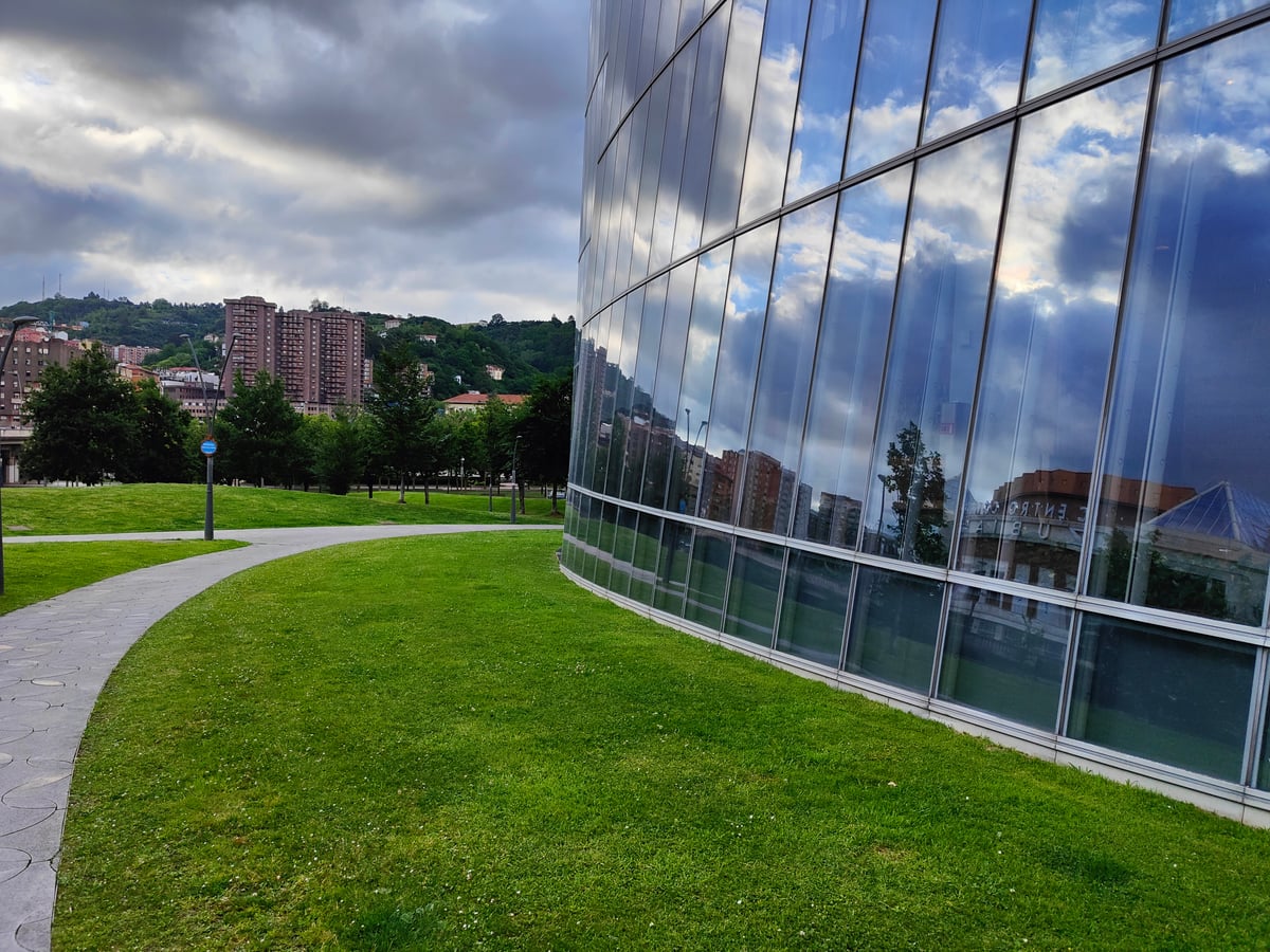 Fotografía de mi archivo personal mostrando Mirador 'Bilbao 360' - Torre Iberdrola, que ya no puede visitarse.
