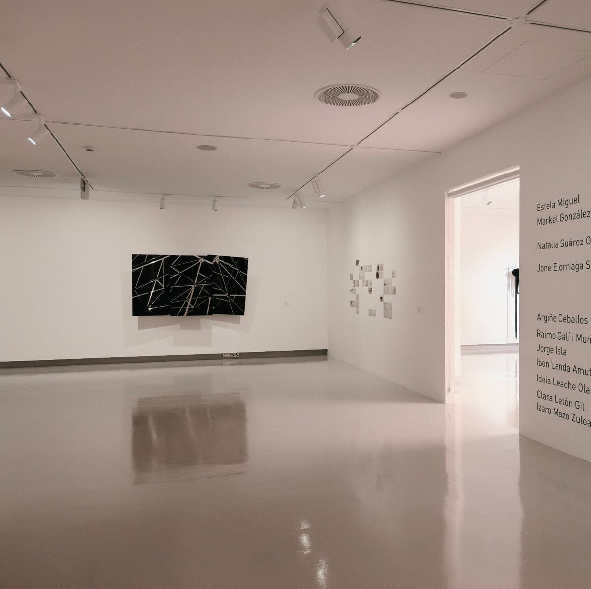 Fotografía de la zona de exposiciones de la Sala Rekalde en Bilbao