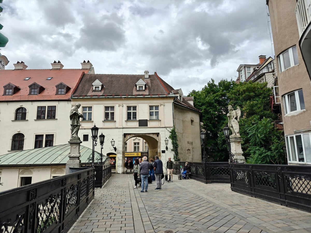 Calle, edificio, monumento o paisaje urbano de Bratislava.