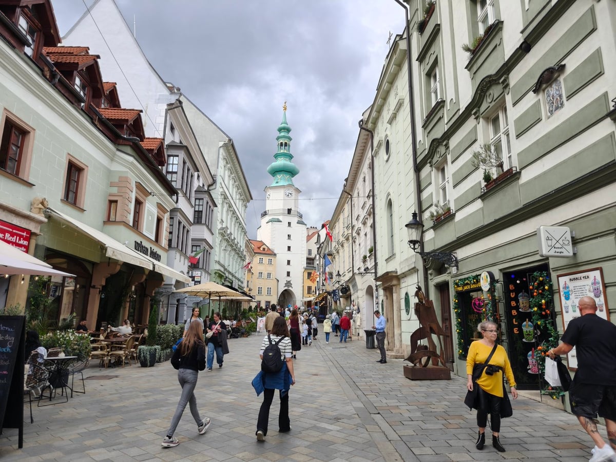 Calle, edificio, monumento o paisaje urbano de Bratislava