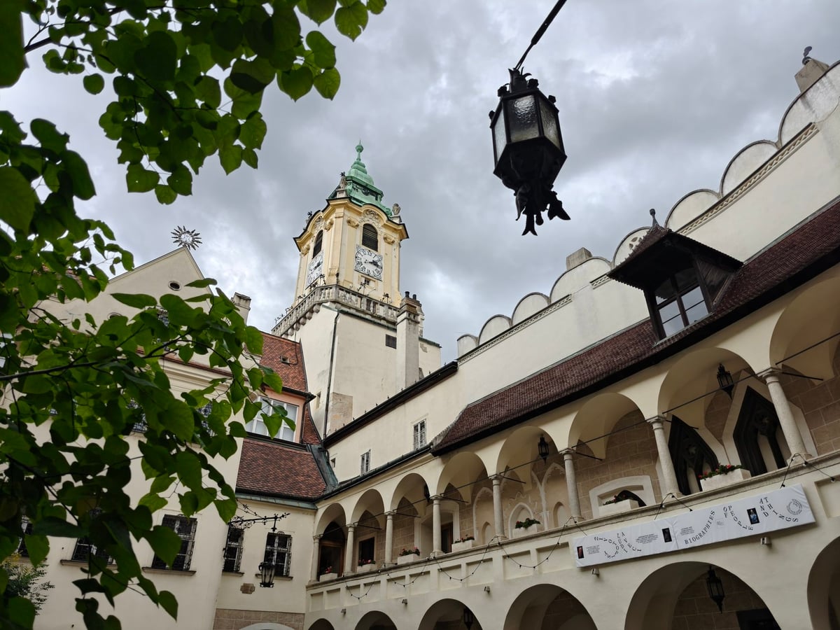 Calle, edificio, monumento o paisaje urbano de Bratislava