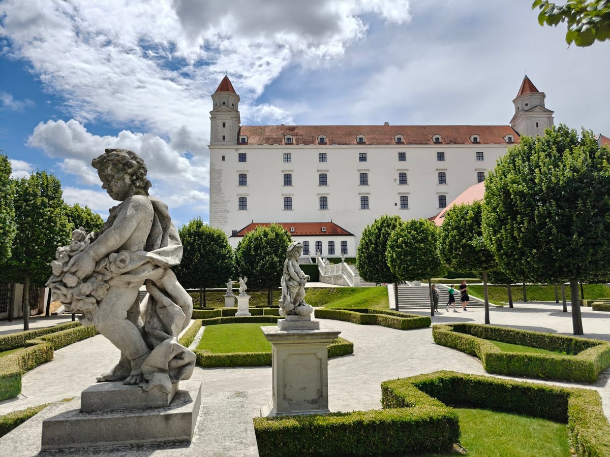 Calle, edificio, monumento o paisaje urbano de Bratislava