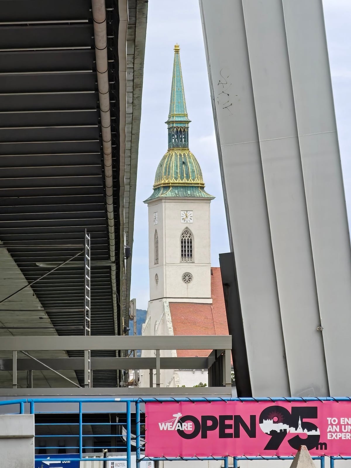 Calle, edificio, monumento o paisaje urbano de Bratislava