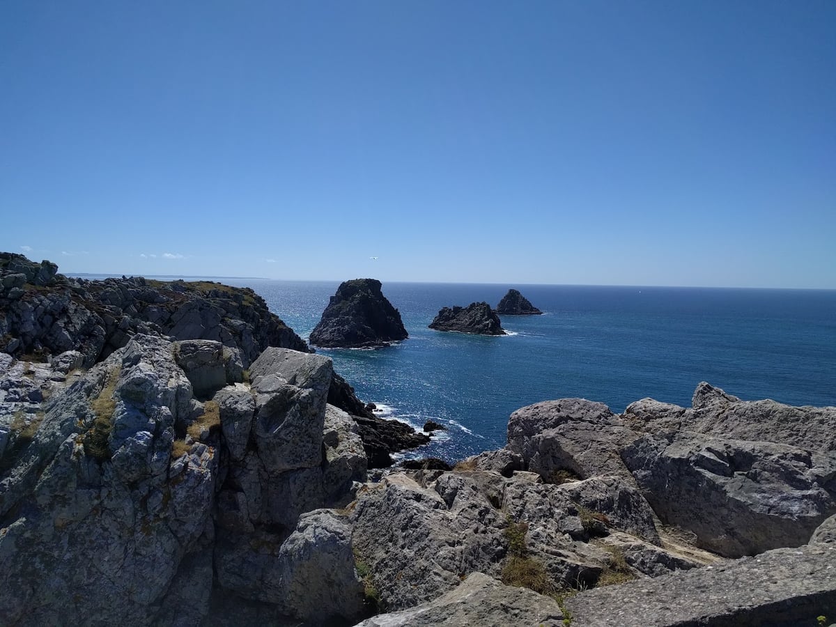 Paisaje, localidad, costa o monumento de Bretaña