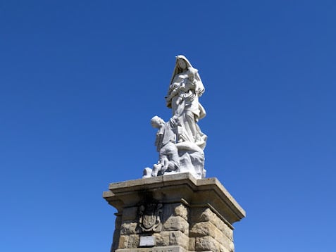 Paisaje, localidad, costa o monumento de Bretaña