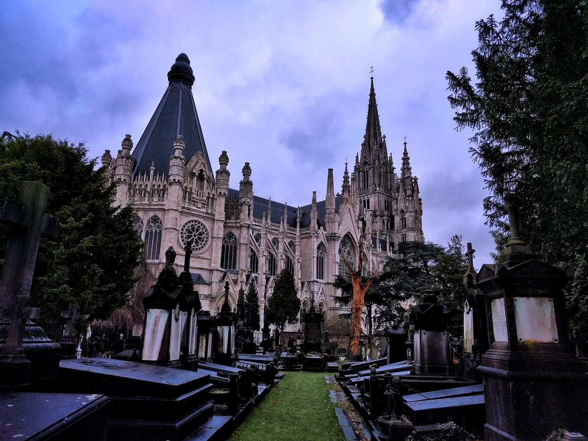 Iglesia de Nuestra Señora de Laeken, de estilo neogótico, en el norte de Bruselas