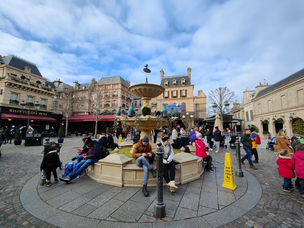Parque Disney, atracción o escena de la visita a Disneyland París