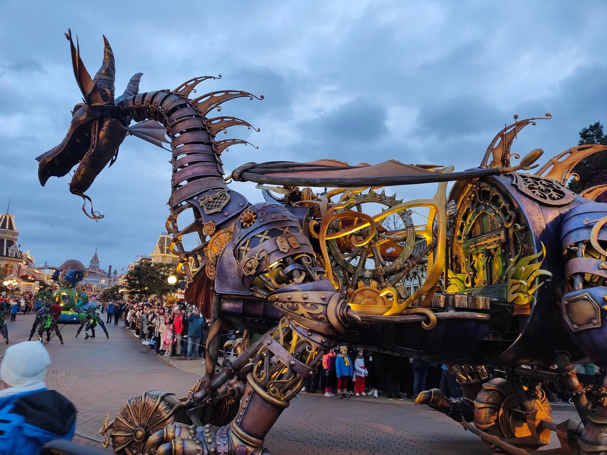 Parque Disney, atracción o escena de la visita a Disneyland París