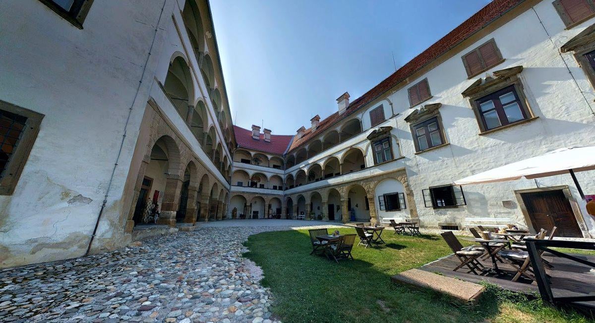 Paisaje, localidad, monumento o escena urbana de Eslovenia