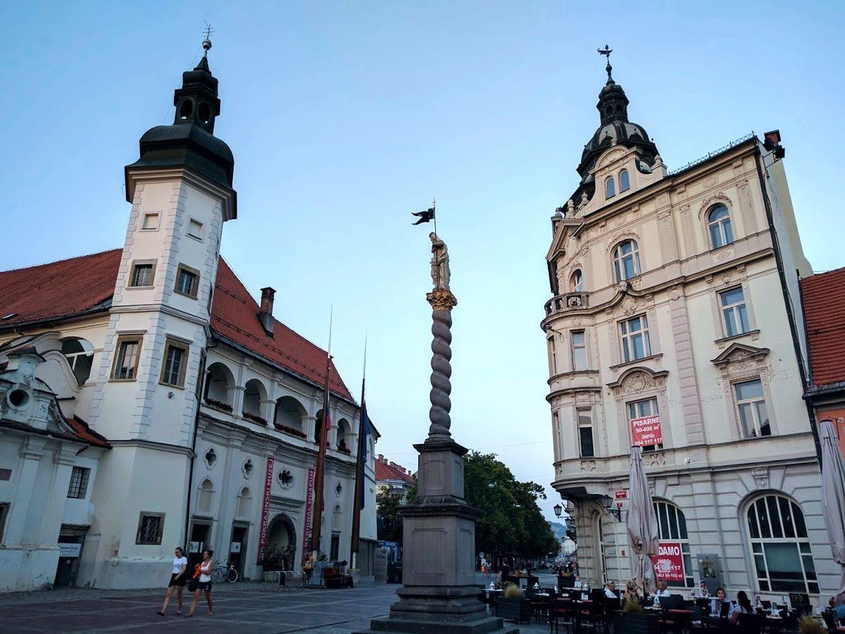 Paisaje, localidad, monumento o escena urbana de Eslovenia