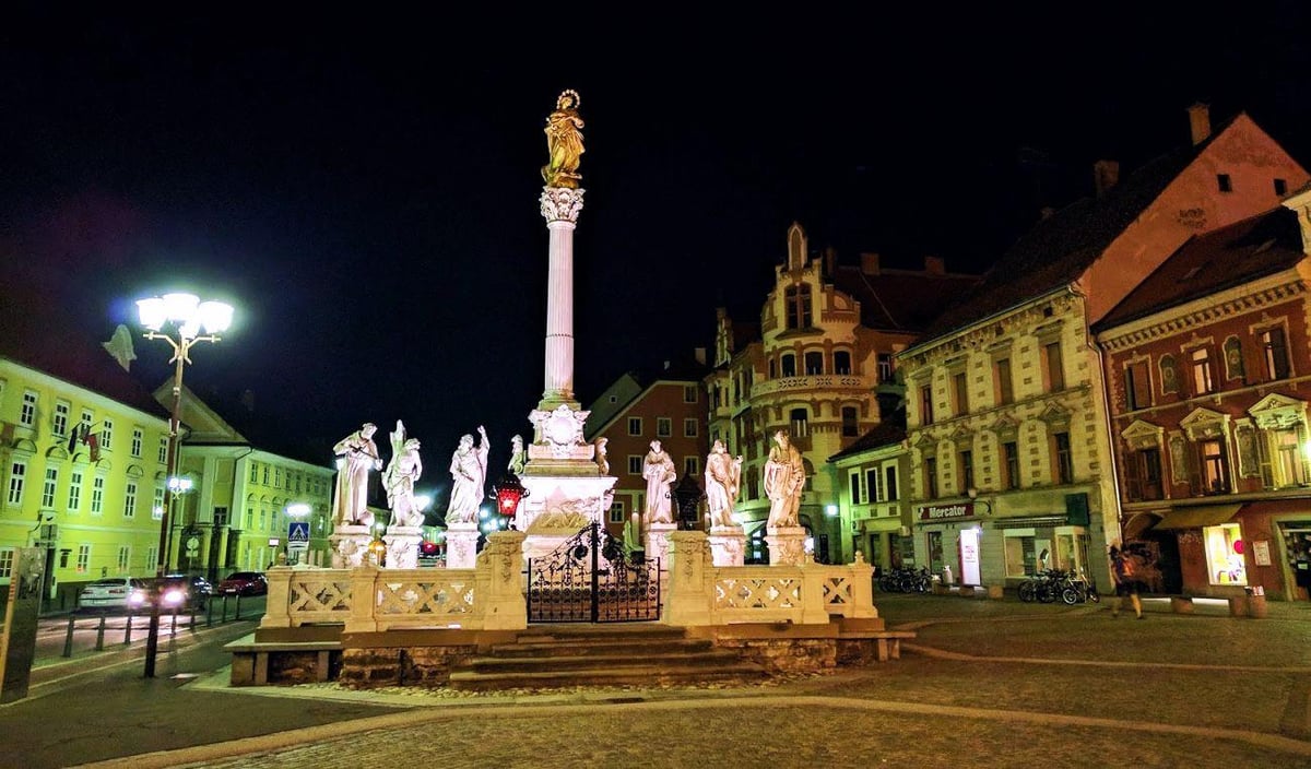 Paisaje, localidad, monumento o escena urbana de Eslovenia