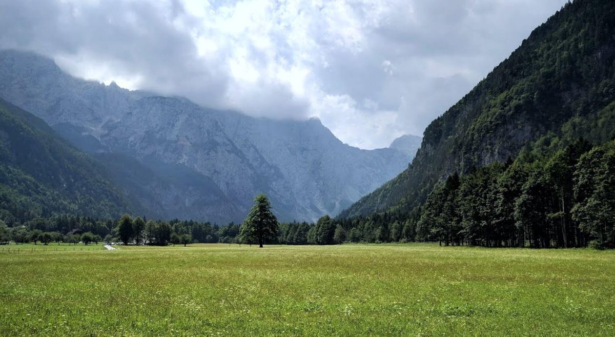 Paisaje, localidad, monumento o escena urbana de Eslovenia