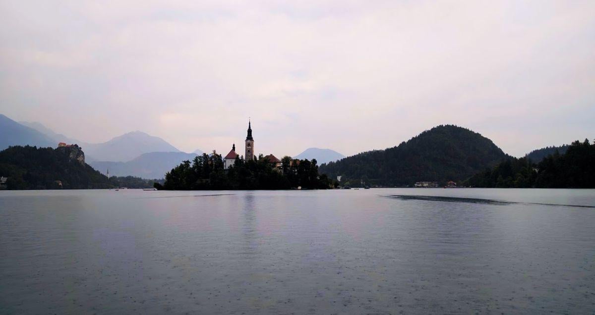 Paisaje, localidad, monumento o escena urbana de Eslovenia