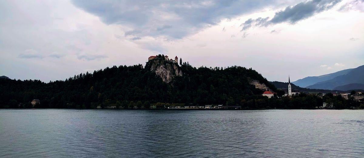 Paisaje, localidad, monumento o escena urbana de Eslovenia