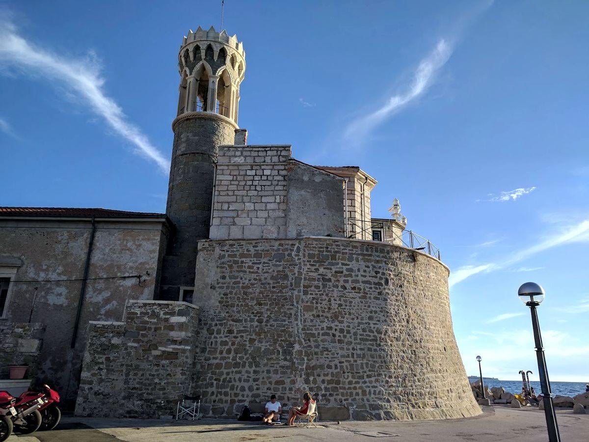 Paisaje, localidad, monumento o escena urbana de Eslovenia