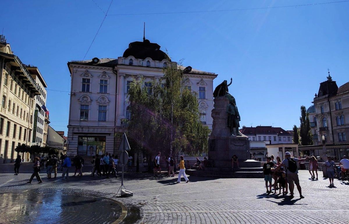 Paisaje, localidad, monumento o escena urbana de Eslovenia