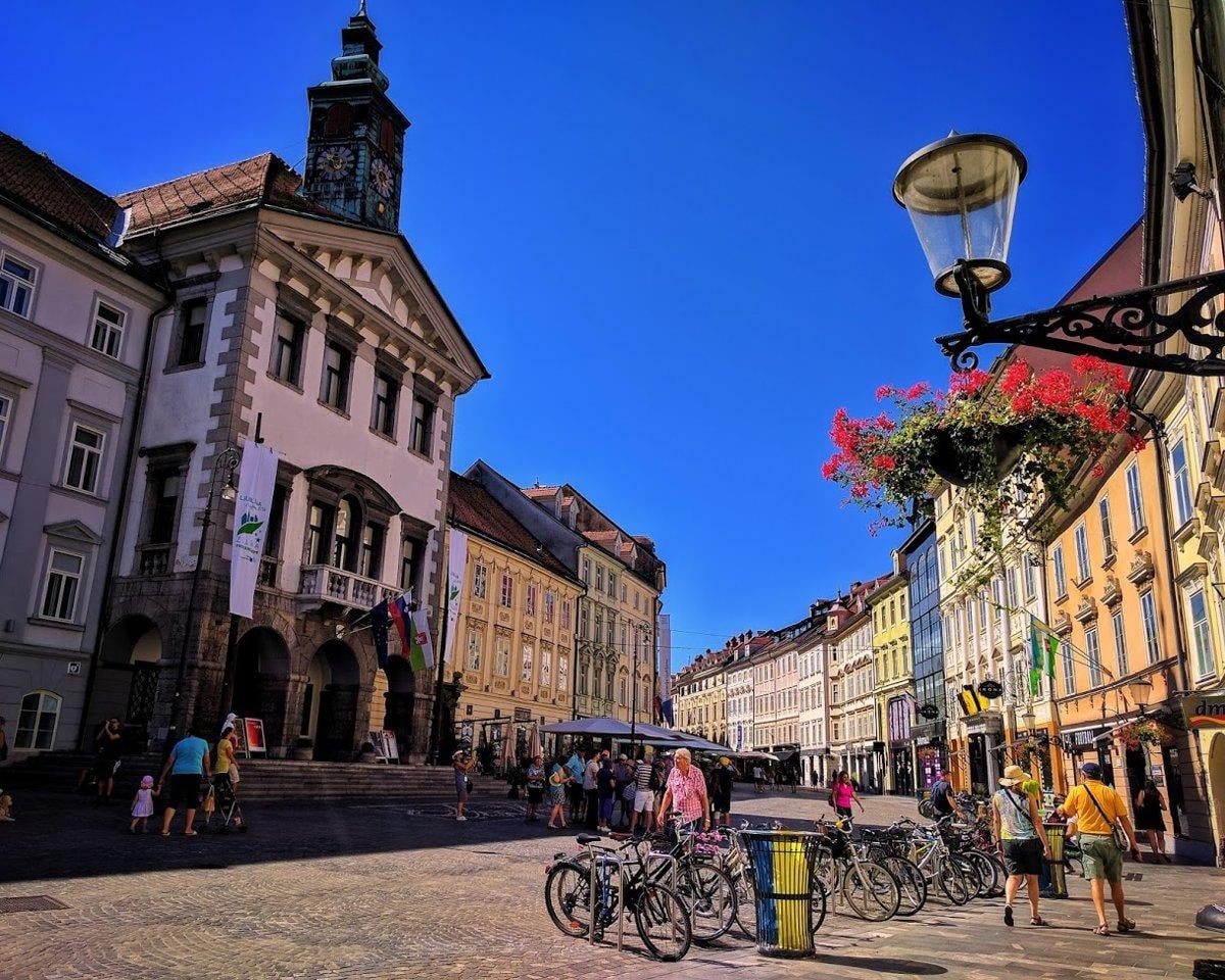 Paisaje, localidad, monumento o escena urbana de Eslovenia
