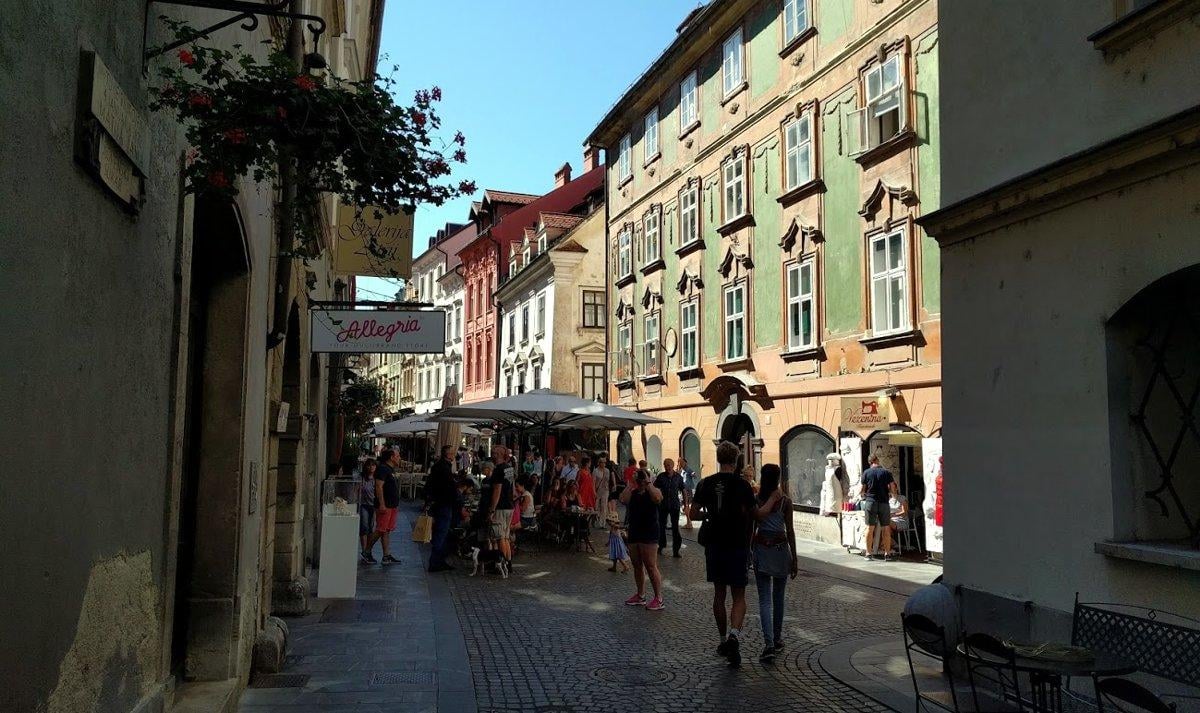 Paisaje, localidad, monumento o escena urbana de Eslovenia