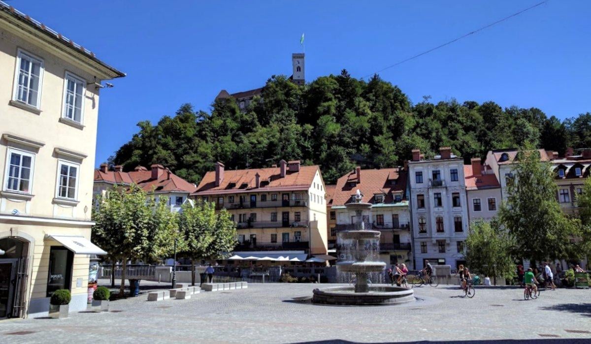 Paisaje, localidad, monumento o escena urbana de Eslovenia