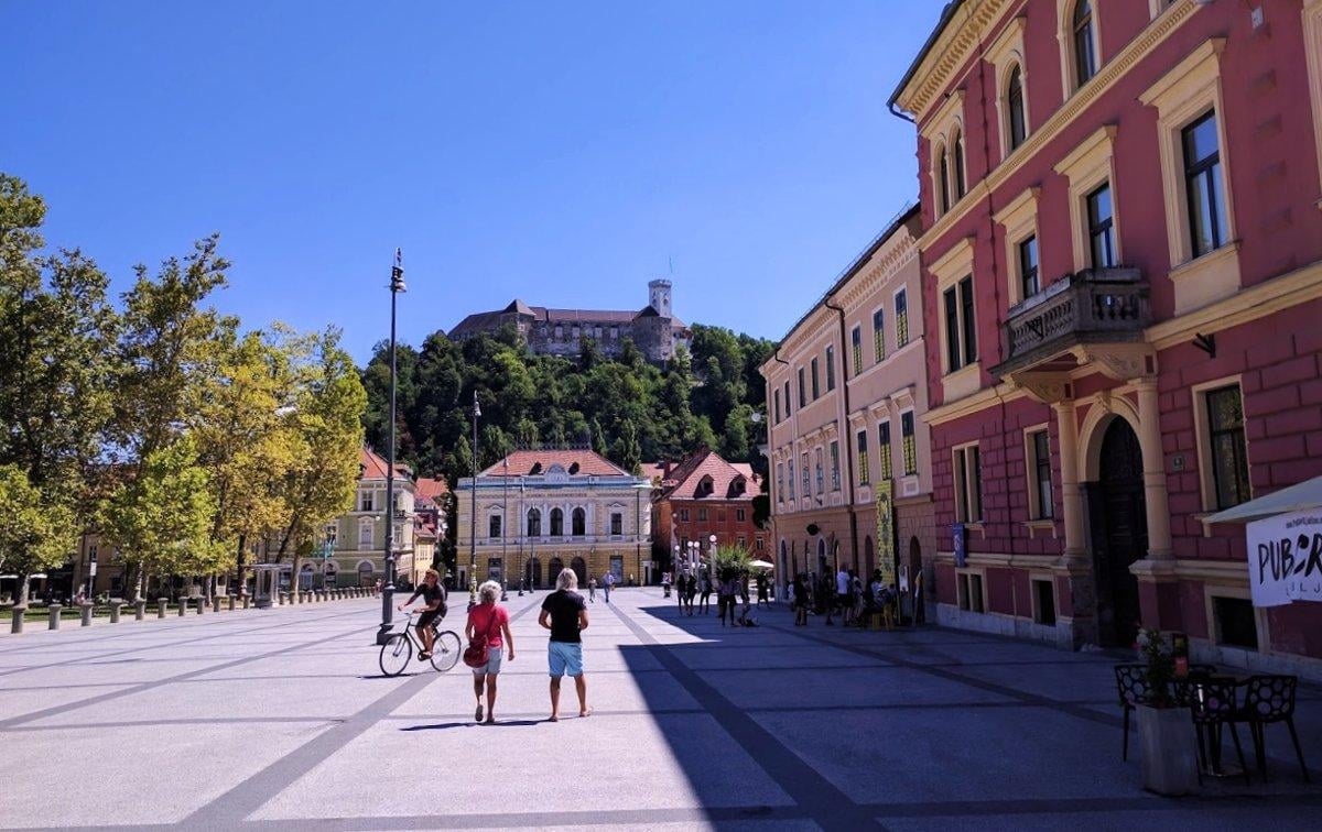 Paisaje, localidad, monumento o escena urbana de Eslovenia