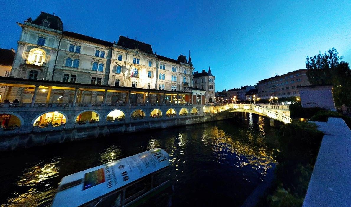 Paisaje, localidad, monumento o escena urbana de Eslovenia