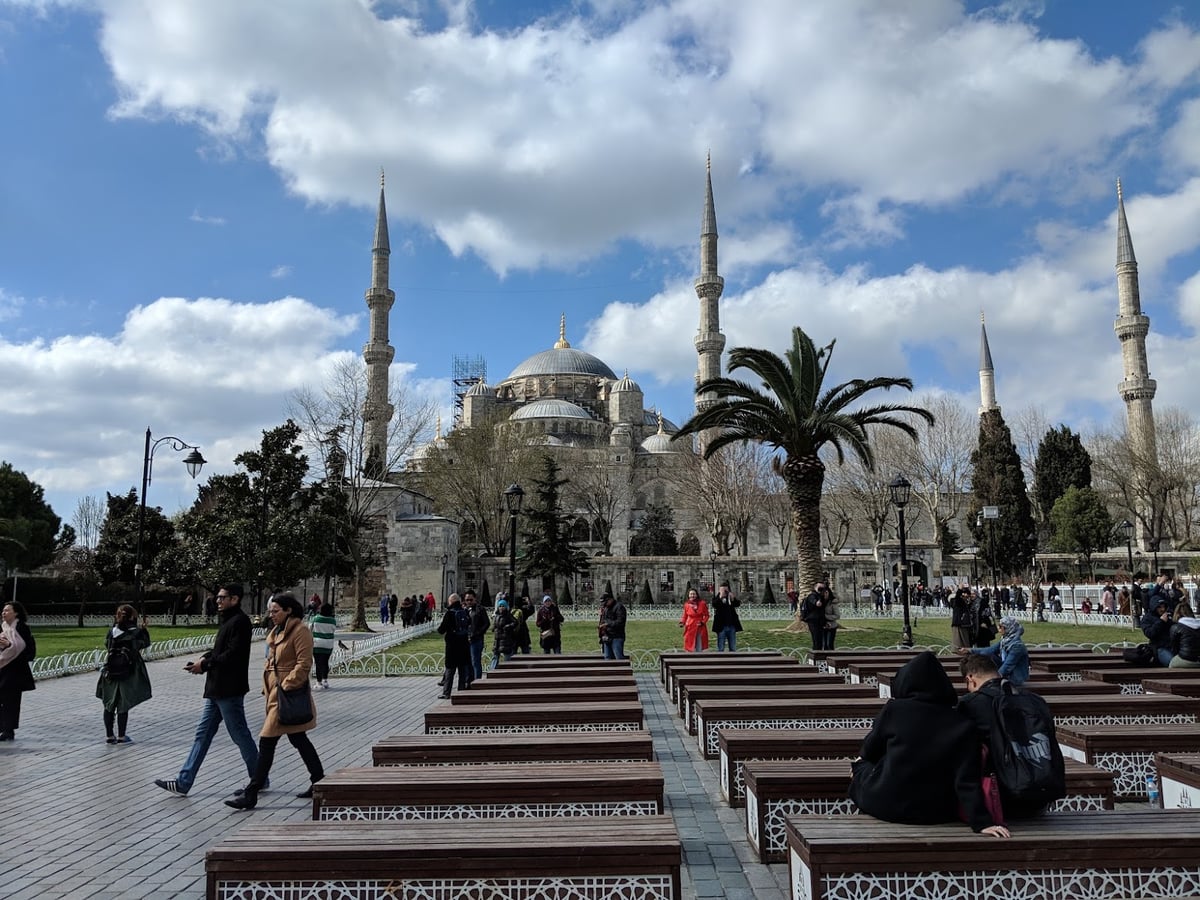 Calle, mezquita, monumento, paisaje o escena urbana de Estambul