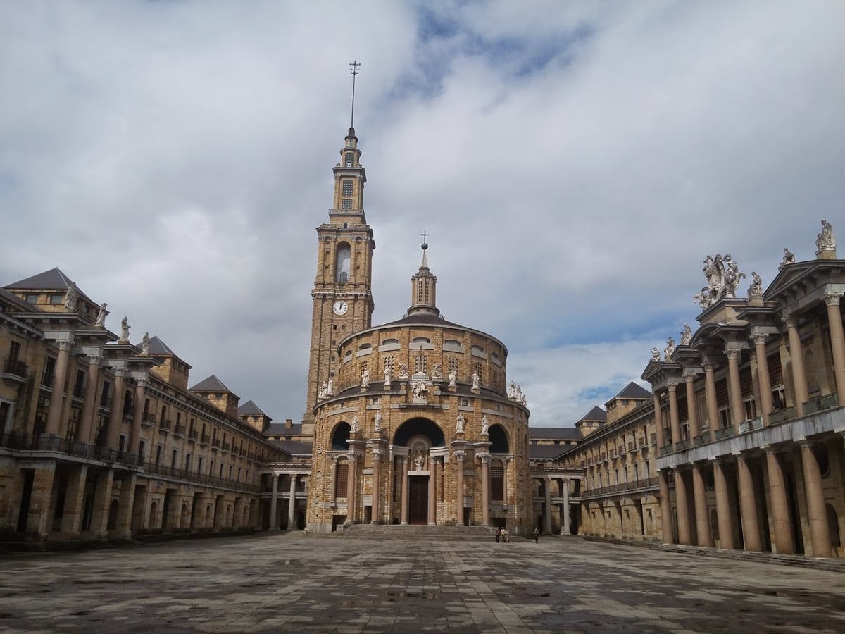 Calle, edificio, monumento o paisaje urbano de Gijón