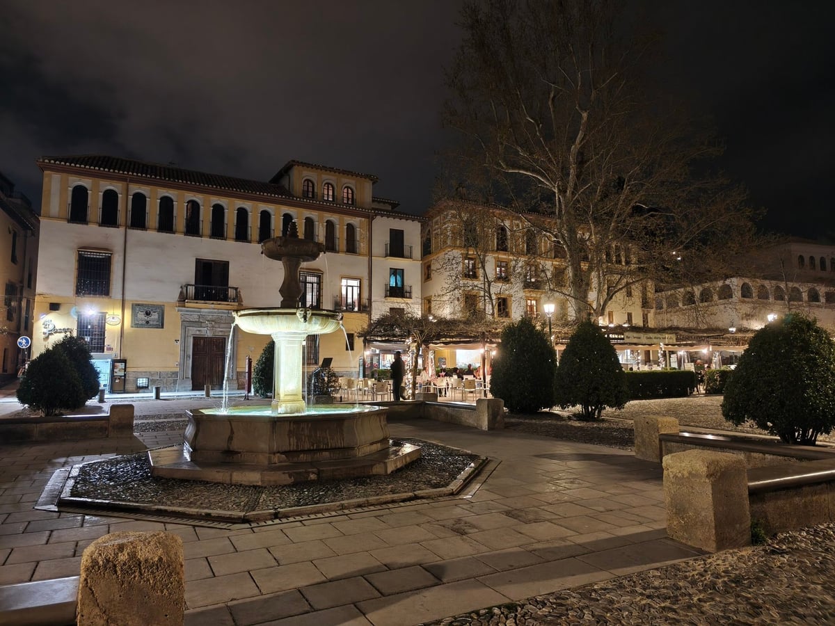 Calle, edificio, monumento, paisaje o escena urbana de Granada