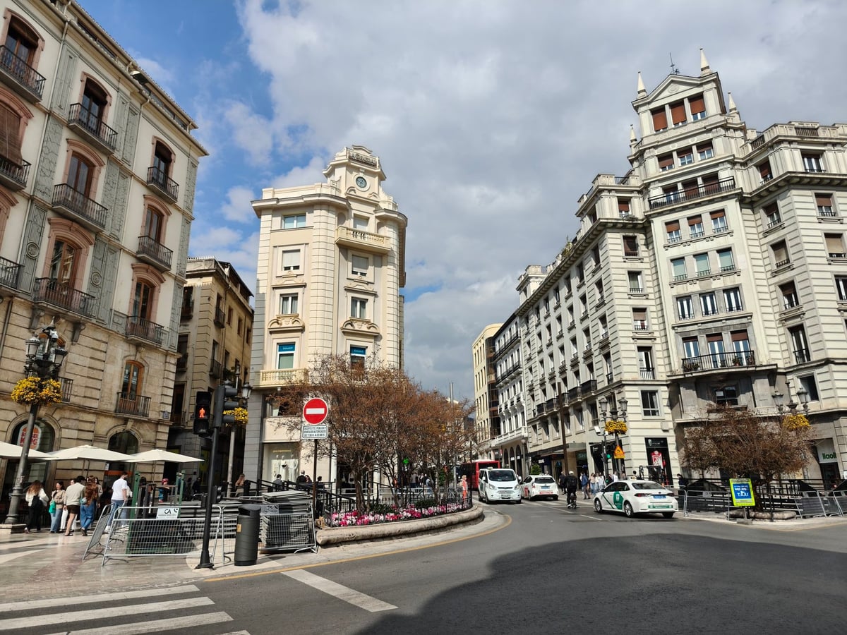 Calle, edificio, monumento, paisaje o escena urbana de Granada