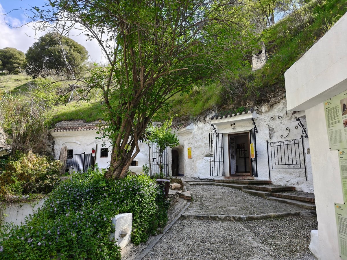 Calle, edificio, monumento, paisaje o escena urbana de Granada