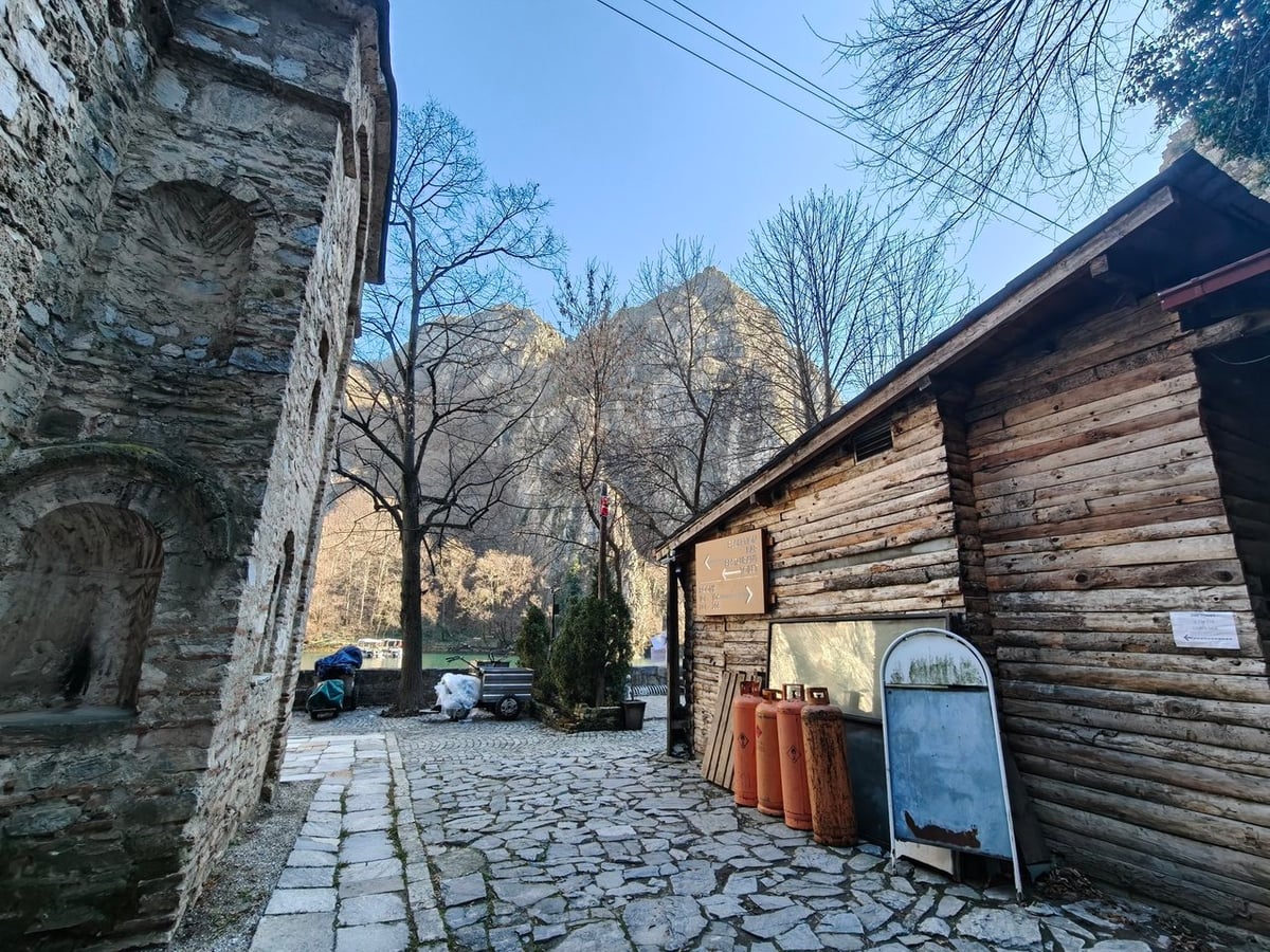 Paisaje, ciudad, monumento o escena de Macedonia