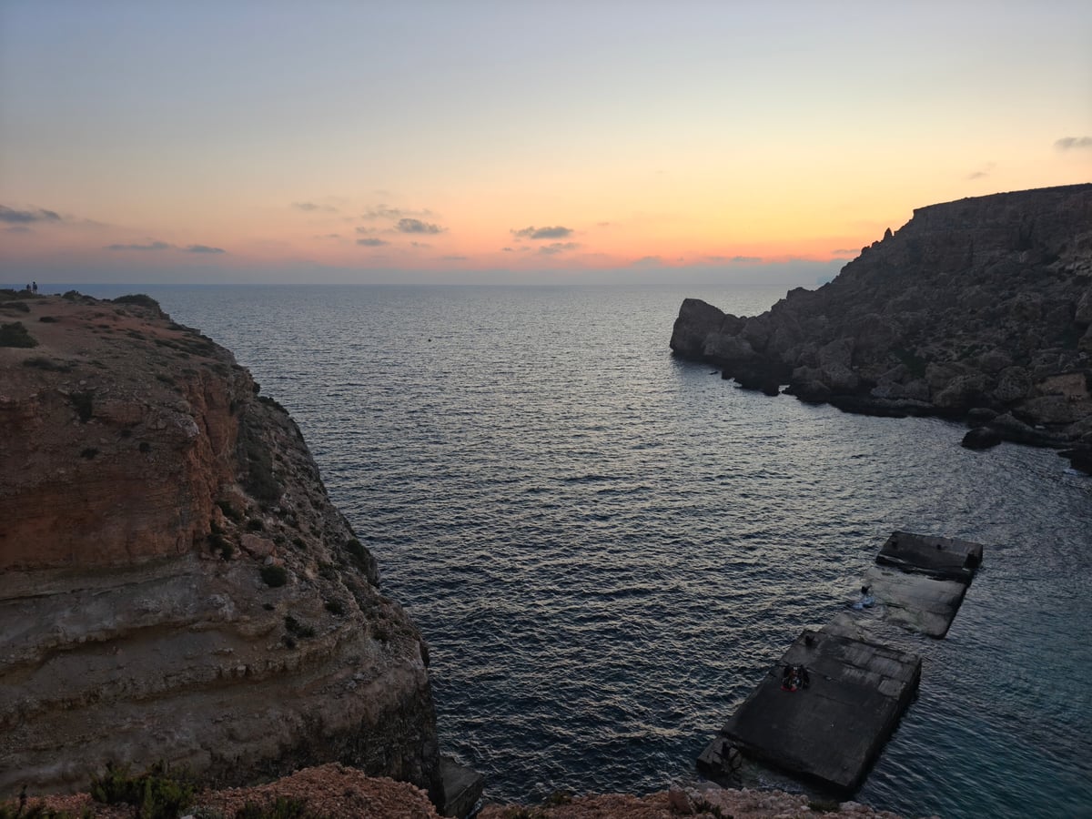 Paisaje, calle, edificio, monumento o escena de Malta