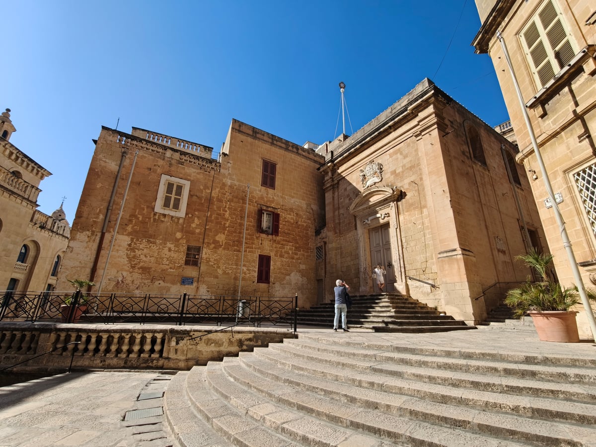 Paisaje, calle, edificio, monumento o escena de Malta