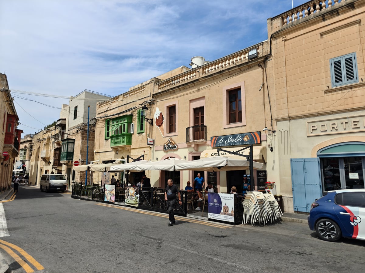 Paisaje, calle, edificio, monumento o escena de Malta