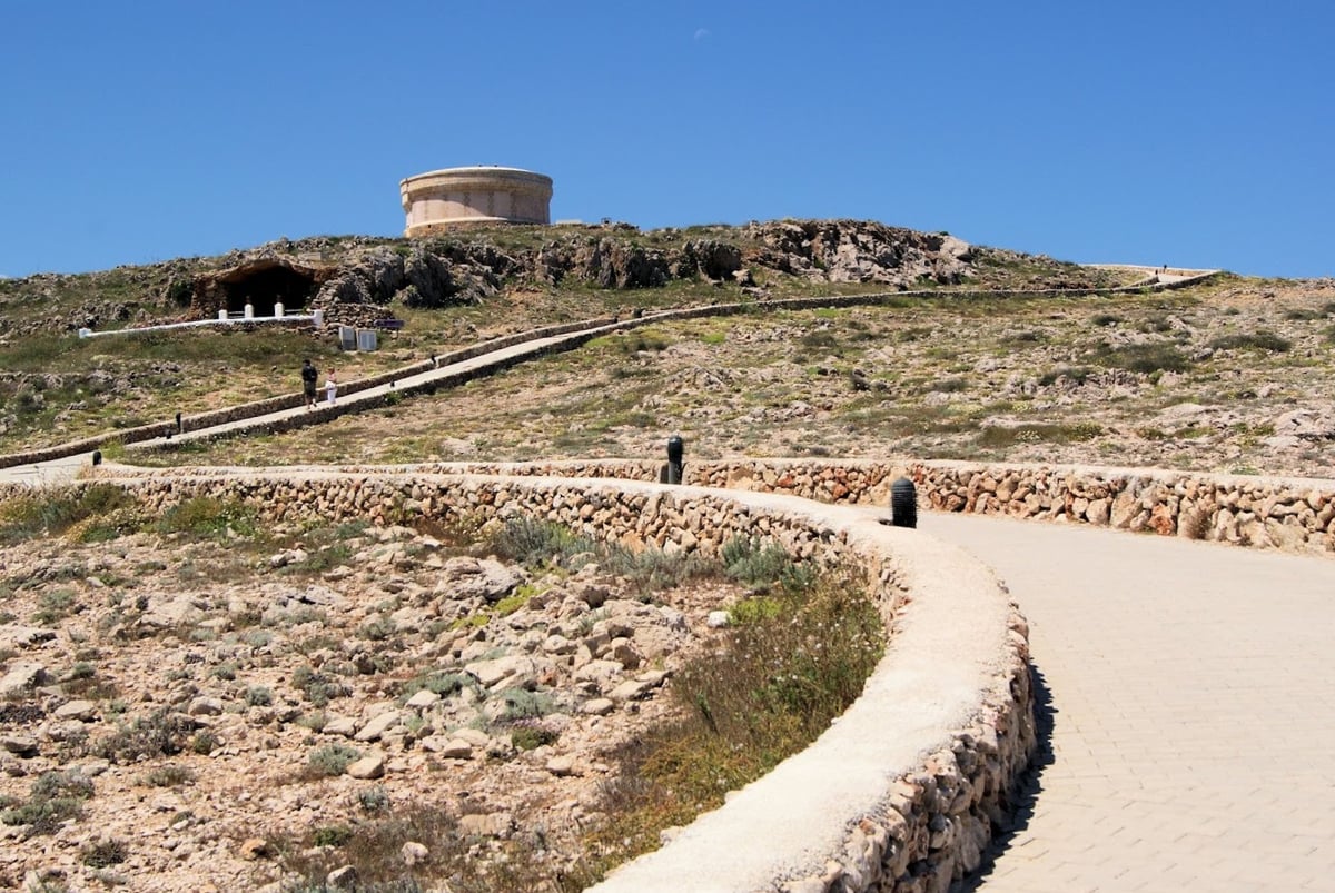 La Fortaleza de Isabel II, en el promontorio de La Mola