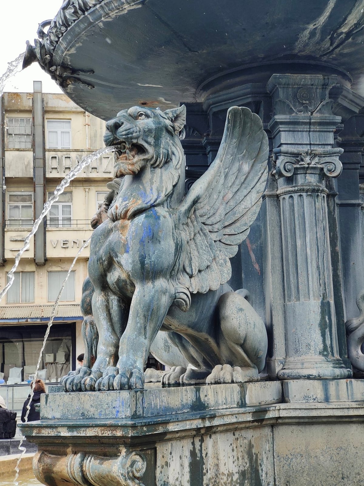 Calle, edificio, monumento o paisaje del centro histórico de Oporto