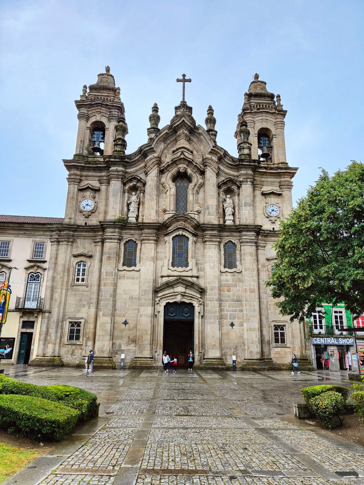 Calle, edificio, monumento o paisaje del centro histórico de Oporto